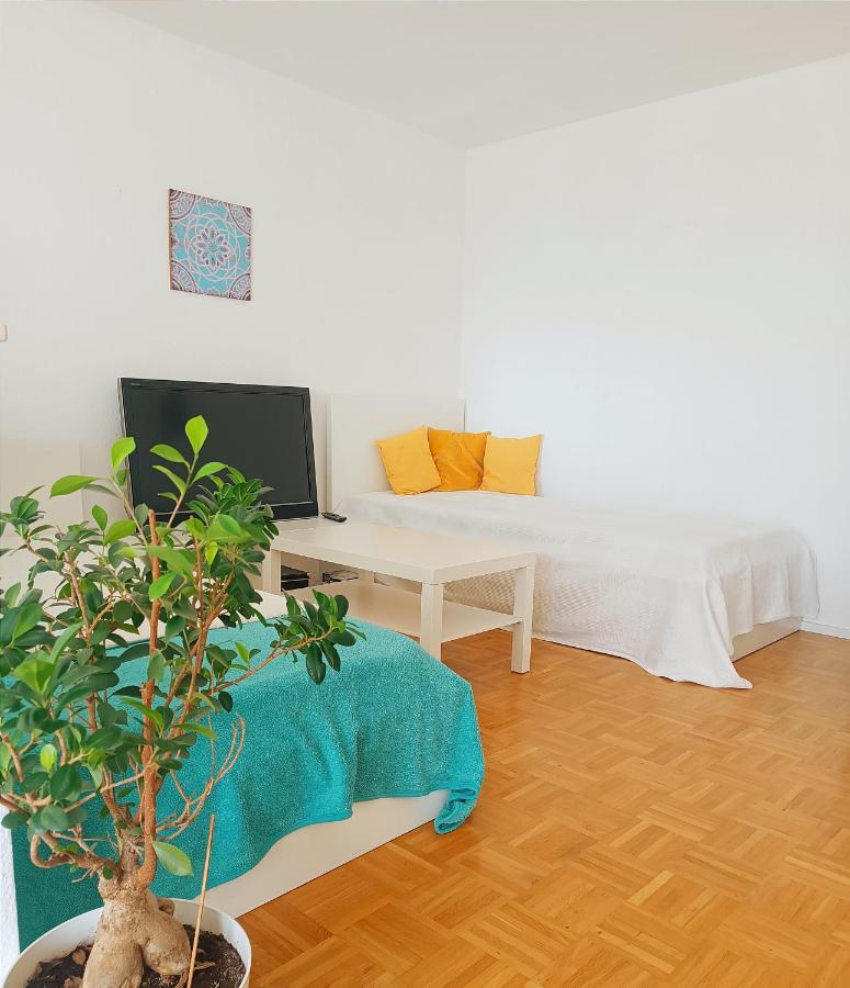 Sonniges 2-Zimmer-Gartenapartment Bietigheim-Bissingen Eksteriør billede